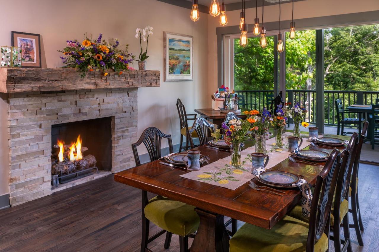 The Inn At Amaris Farms Weaverville Exterior photo